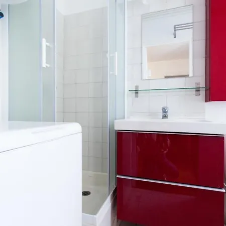 Cosy Studio Near Grands Boulevards * Parigi